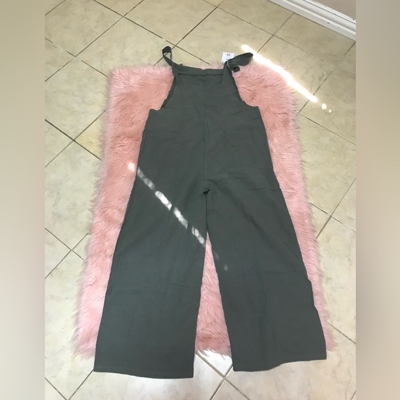 Kamidun jumpsuit💚 - Picture 5 of 12